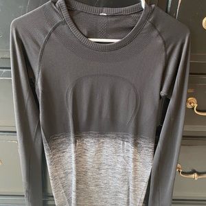 Lulu Lemon Long Sleeve Crew